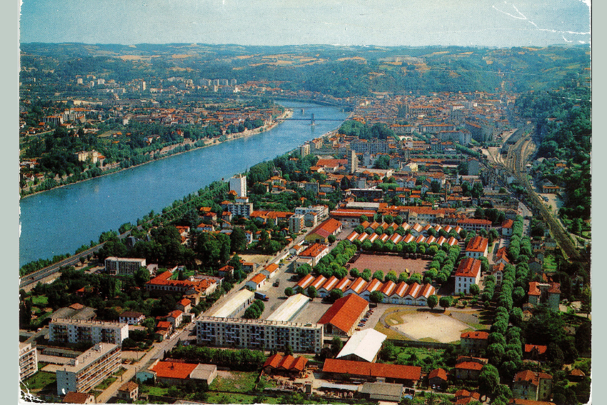 Carte postale de Vienne Sud
